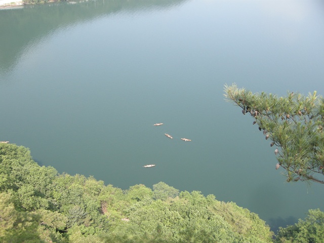 201206092227434310.jpg