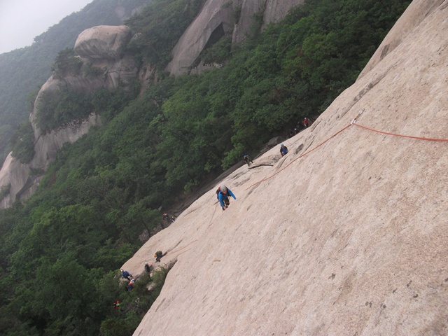 201206211154289112.jpg