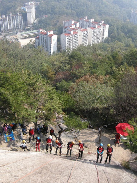 201210151122463683.jpg