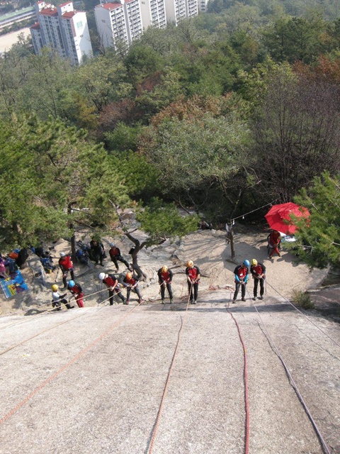 201210151122466292.jpg