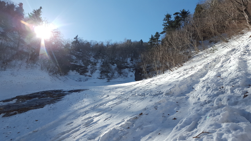 279fe0d87b52af8b320618d120853c95_1487684