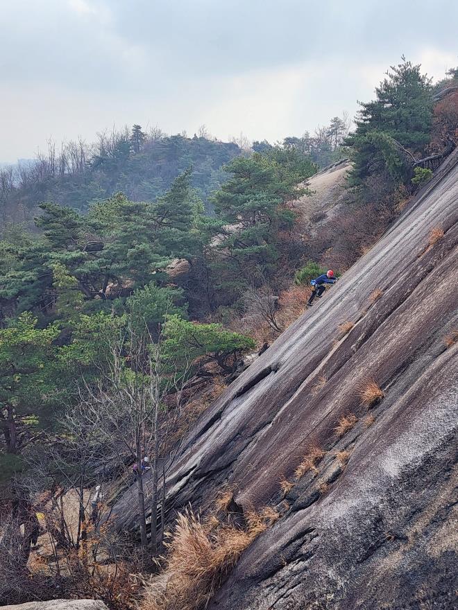 1626d67b66c71d4e4aa2618082a63579_1764514364_0264.jpg 1626d67b66c71d4e4aa2618082a63579_1764514