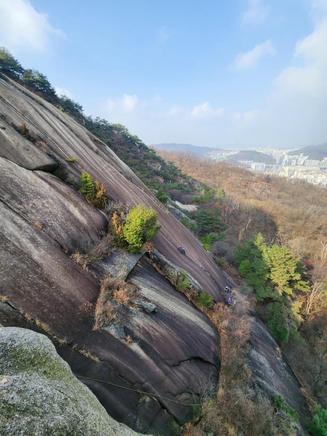 1626d67b66c71d4e4aa2618082a63579_1764514373_6899.jpg 1626d67b66c71d4e4aa2618082a63579_1764514