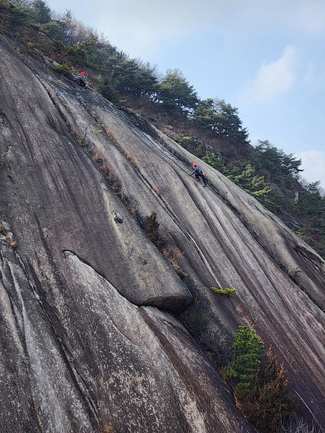 1626d67b66c71d4e4aa2618082a63579_1764514382_7916.jpg 1626d67b66c71d4e4aa2618082a63579_1764514