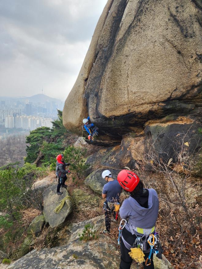 1626d67b66c71d4e4aa2618082a63579_1764514382_9757.jpg 1626d67b66c71d4e4aa2618082a63579_1764514