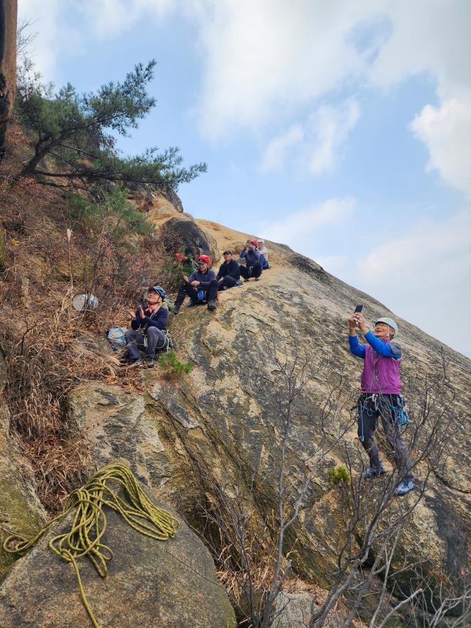 1626d67b66c71d4e4aa2618082a63579_1764514424_9375.jpg 1626d67b66c71d4e4aa2618082a63579_1764514