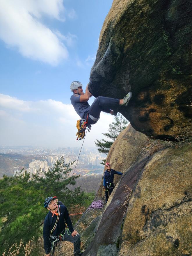 1626d67b66c71d4e4aa2618082a63579_1764514435_3884.jpg 1626d67b66c71d4e4aa2618082a63579_1764514