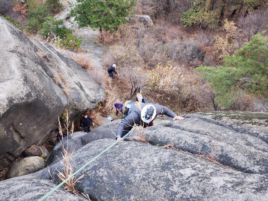 1626d67b66c71d4e4aa2618082a63579_1764514451_6106.jpg 1626d67b66c71d4e4aa2618082a63579_1764514