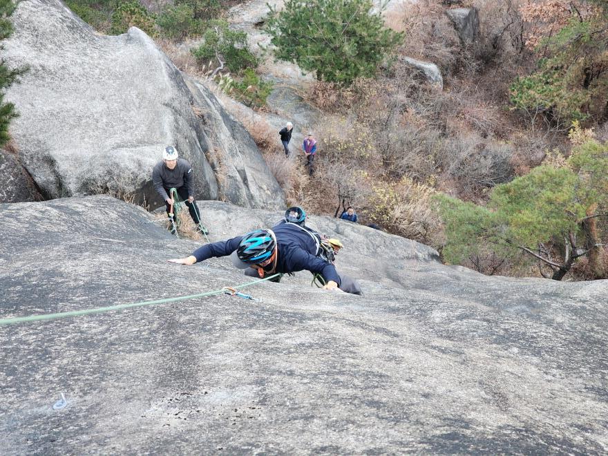 1626d67b66c71d4e4aa2618082a63579_1764514451_6989.jpg 1626d67b66c71d4e4aa2618082a63579_1764514