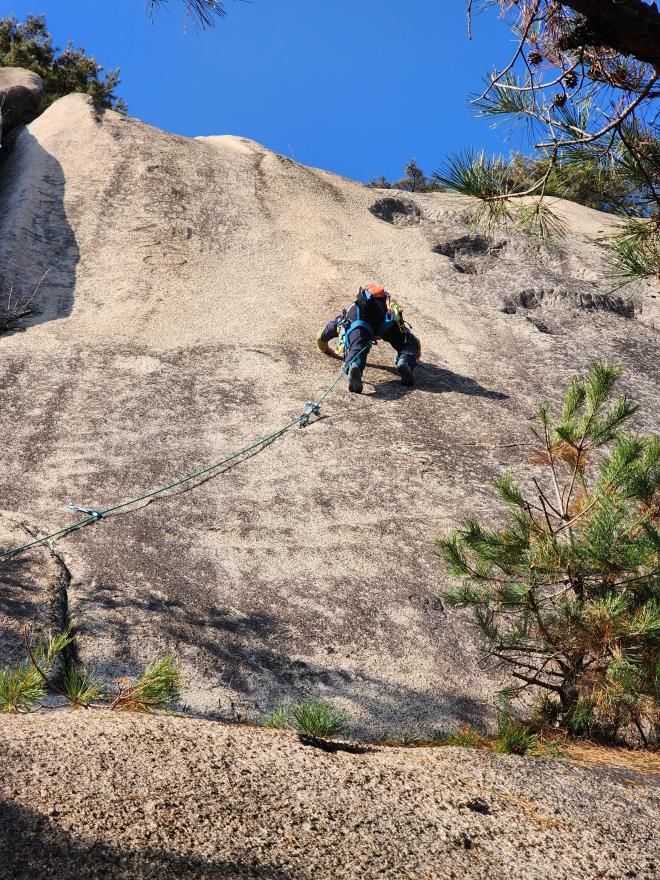 8924f338f667ce7e6597c8d9ba05b246_1763648