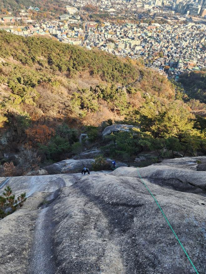 8924f338f667ce7e6597c8d9ba05b246_1763648