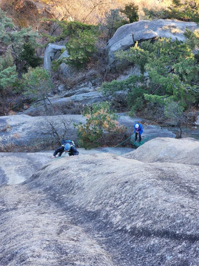 8924f338f667ce7e6597c8d9ba05b246_1763648