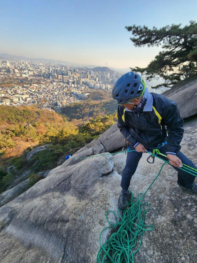 8924f338f667ce7e6597c8d9ba05b246_1763648