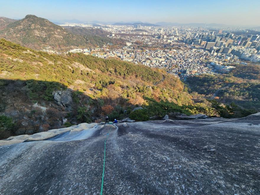 8924f338f667ce7e6597c8d9ba05b246_1763648