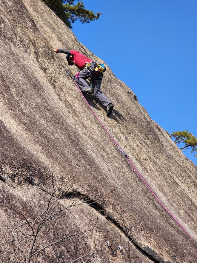 d05993b9a4256ee1a87b0a5a69550521_1762698