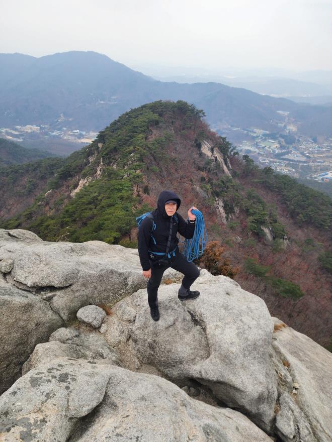 e72d51aabe2742c46a0a1426fbf10f2f_1763975