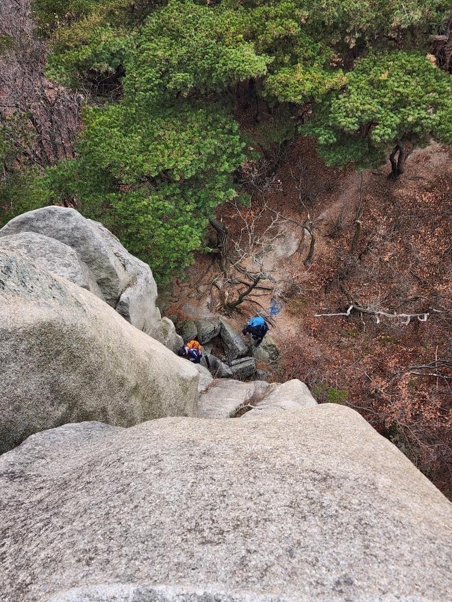 e72d51aabe2742c46a0a1426fbf10f2f_1763975