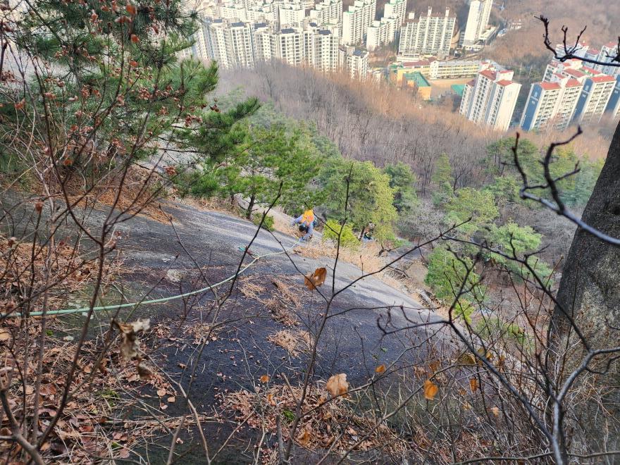 2ab250b860404aef6326eb37429e5176_1765118