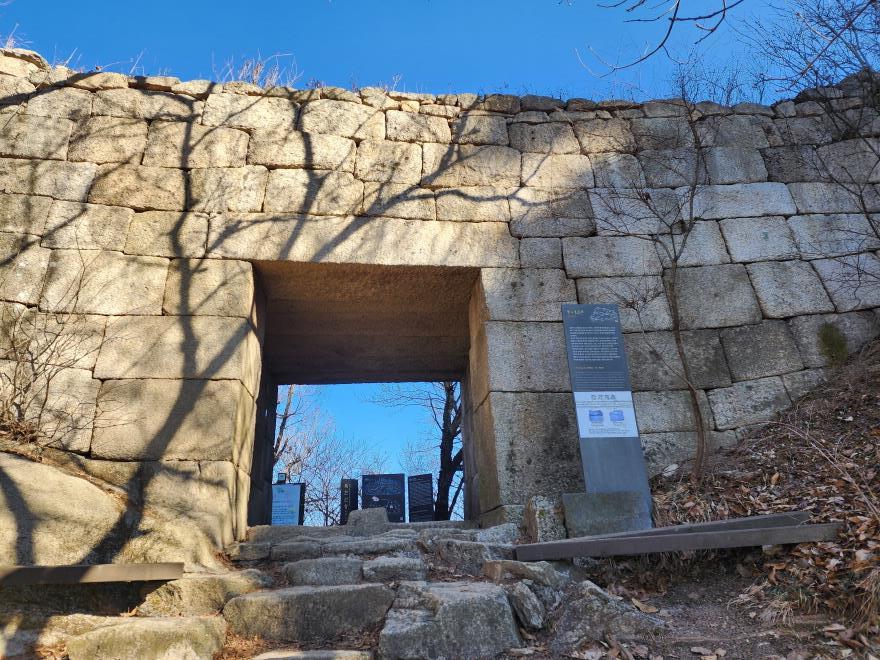 4081009a79b9eabe4e40e7895ad47be1_1766391