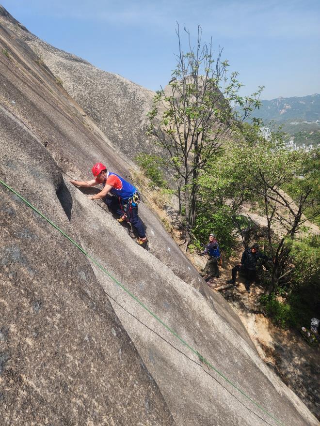 71d5265b94a48a5b3c59020c143f1f83_1776701